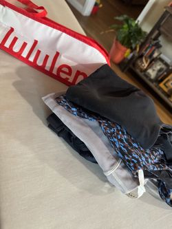 Lululemon sport bra