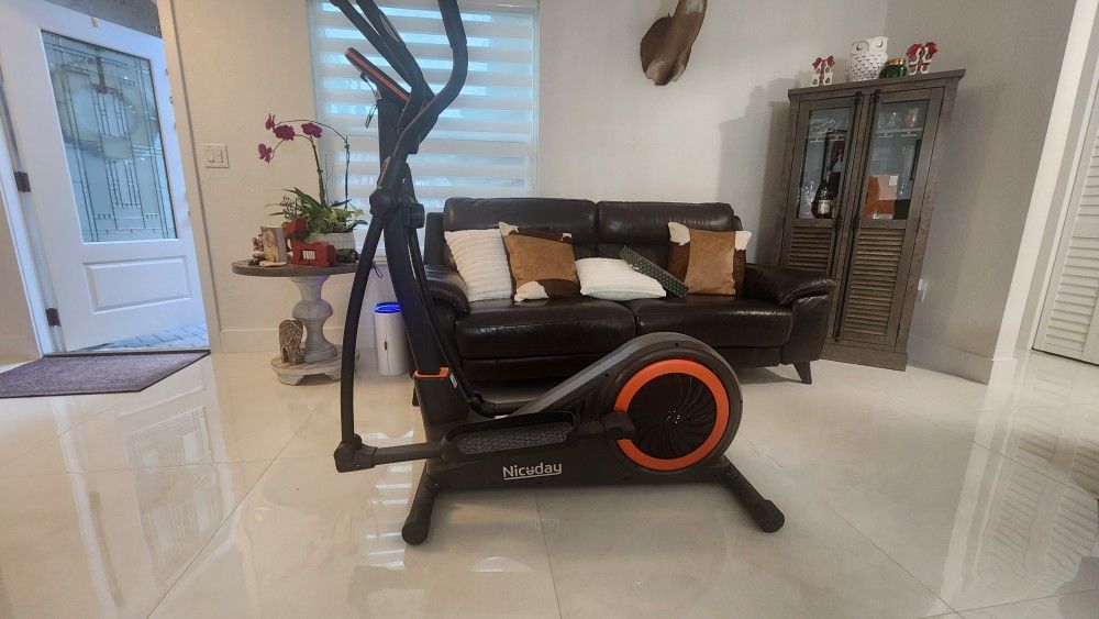Exercise equipment elliptical