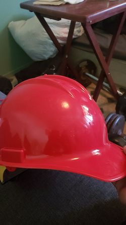 Safety hard hat