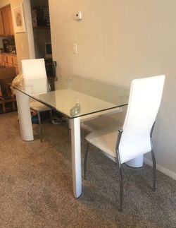Modern table must be Picked up by February 7