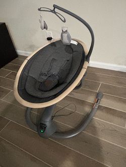 $100 obo - Maxi Cosi baby swing - never used