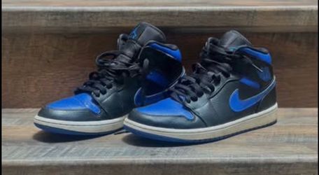 Nike Air Jordan Mid “Hyper Royal” Mens size 9.5
