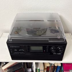 3-in-1 Record player, CD player, Cassette Player (with 2 Speakers) *Mint Condition*