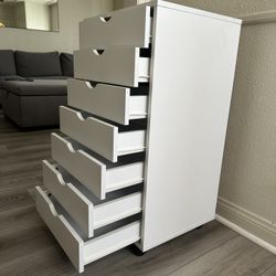 File cabinet