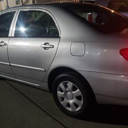 2005 toyota corolla, automatic, clean title, smog check, car fax, runs great, no problems