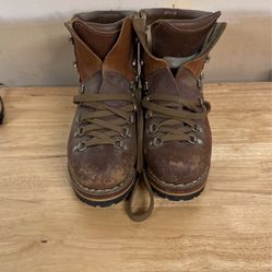 Raichle Hiking Boots 