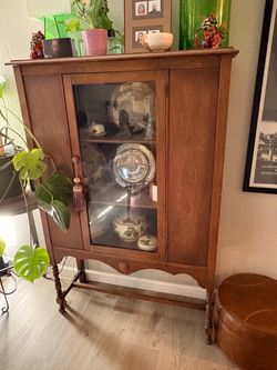 Antique Cabinet (DECORATIVE ITEMS NOT INCLUDED)