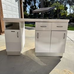 Modern Manicure Station White/Silver