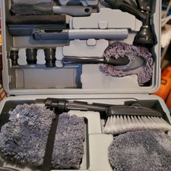 Brookstone Automotive Detail Kit