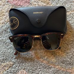 100% original Ray-Ban sunglasses, very good, new, against the sun's rays