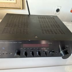 Excellent Shape Yamaha MusicCast R-N602 Stereo Network Receiver - Black