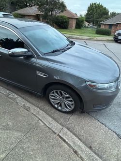 2014 Ford Taurus