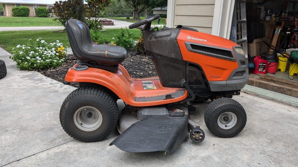Husqvarna YTH 22V46 Riding Lawnmower For Sale for Sale in Fort Pierce