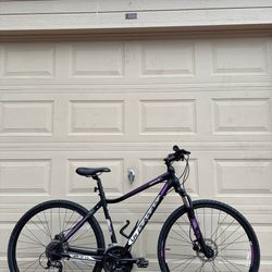 Giant / Liv Rove 2 – Women’s Hybrid Bike – Medium Frame - Comfort Bicycle