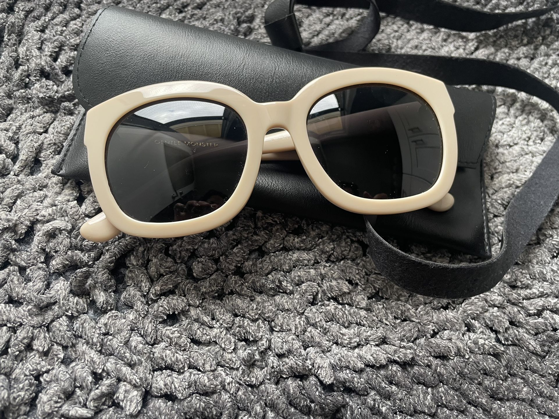 sunglasses