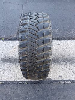 (1) 33x12.50R15 Goodyear Wrangler
