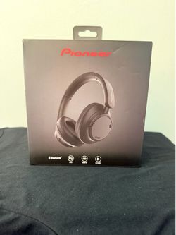 The Pioneer  Headphones A35  Bluetooth ANC, USB-6, 63 hrs