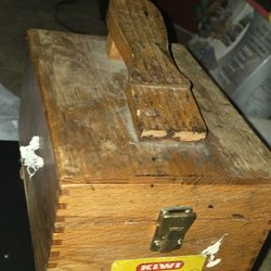 Vintage Kiwi  Shine Box