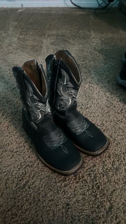 Boys cowboy boots
