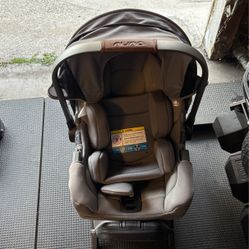 Nina Car Seat 