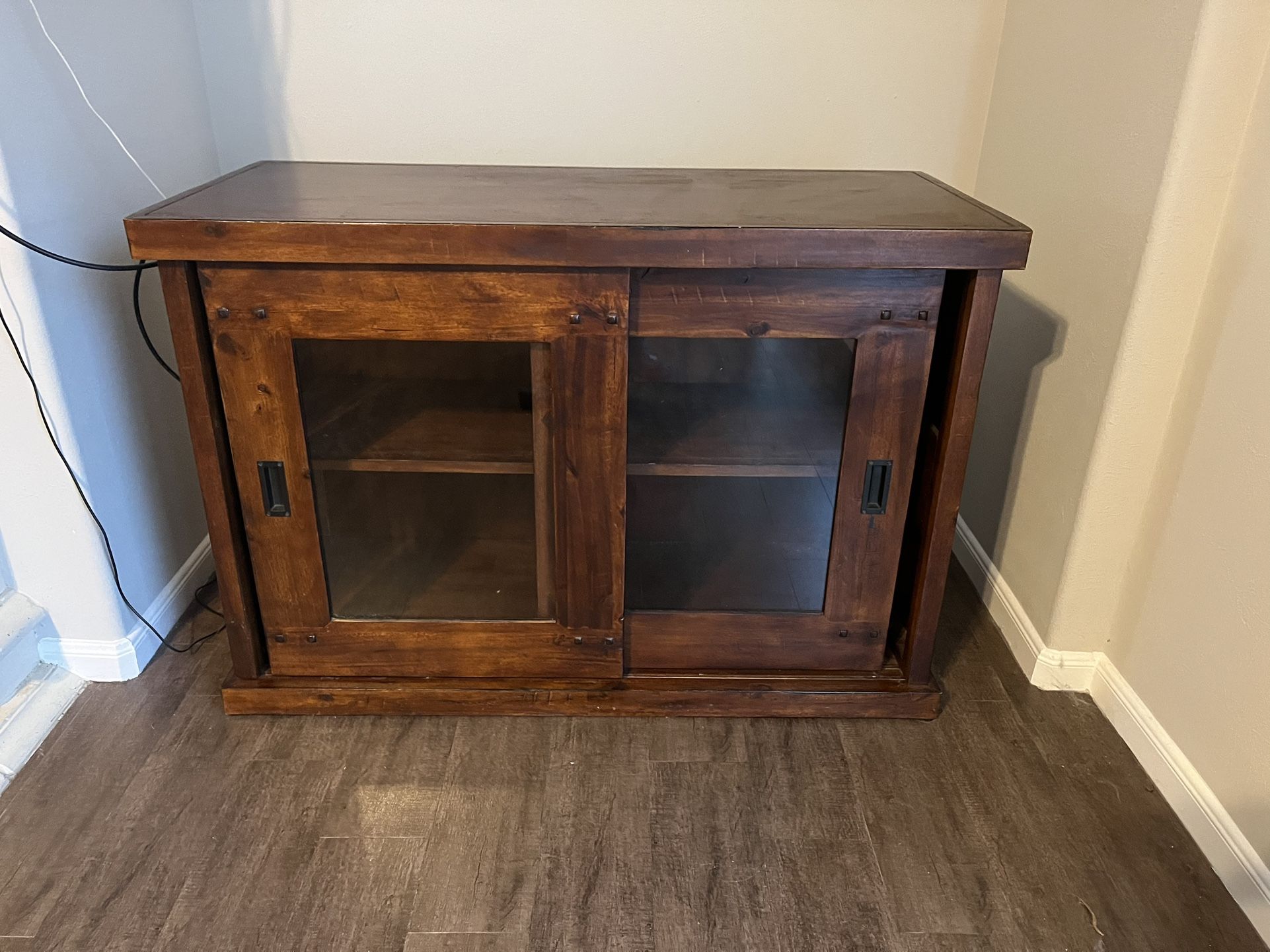 Tv stand