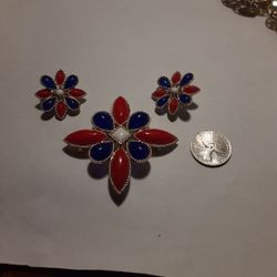 Vintage Brooch And Earrings Set .by Emmons