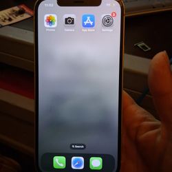 IPhone 16 Brand New Just Needs Icloud Off .. Open Carrier 