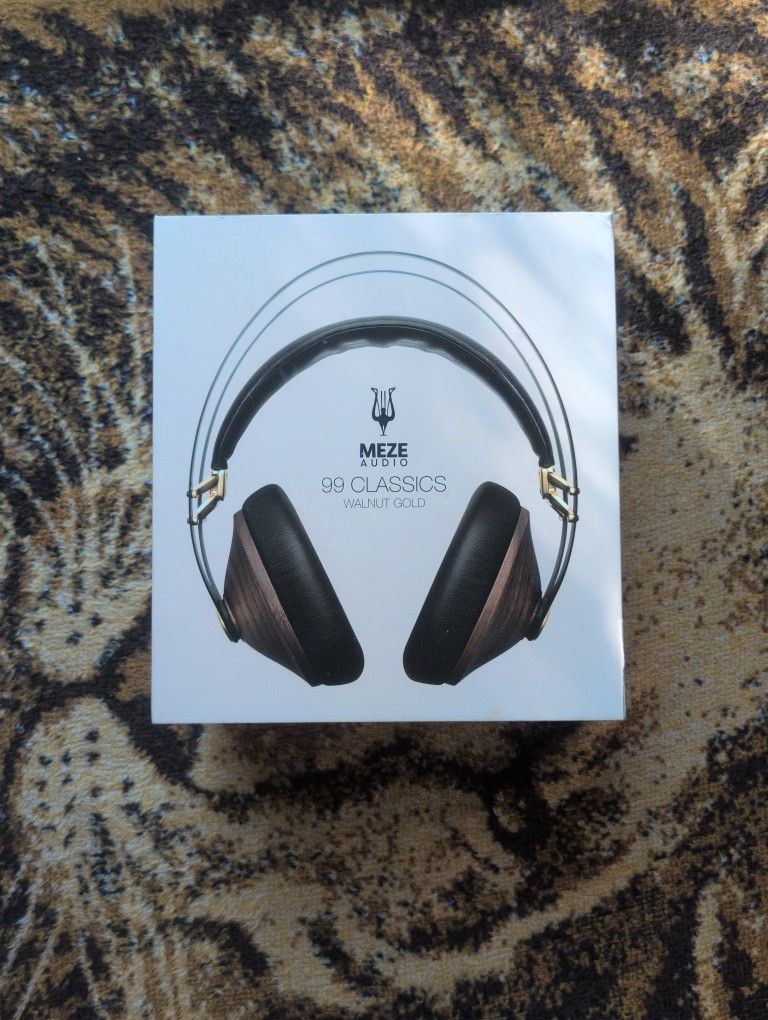 Meze Audio 99 Classics Walnut Gold Headphones