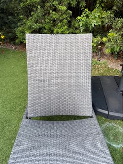 Lounge chair/chaise