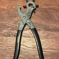 Leather Hole Punch 