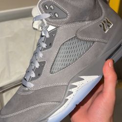 Jordan 5 Wolf Grey