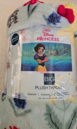 Disney Princess Snow White Plush Throw Blanket