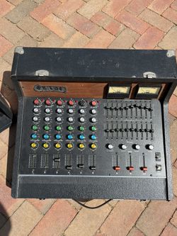 Carvin SP600 6-Track Powered Mixer