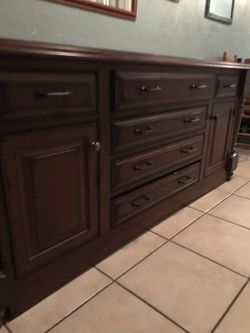Dresser almost new