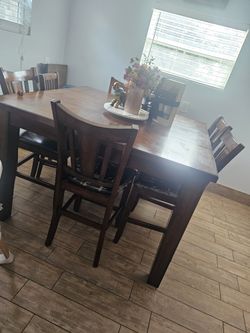 Dinning Table 6 Chairs