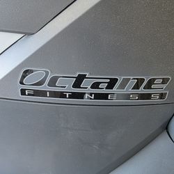 $3K for $750 : OCTANE ELLIPTICAL 