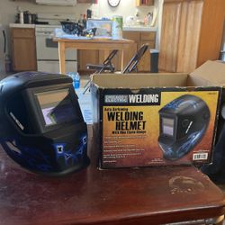 Auto-Darkening Welding Helmet 