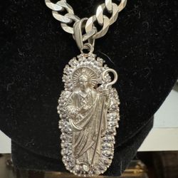 Silver Chain And Saint Jude/San Judas Tadeo Pendent . 
