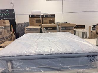 King mattress Sealy posturepedic plus pillowtop