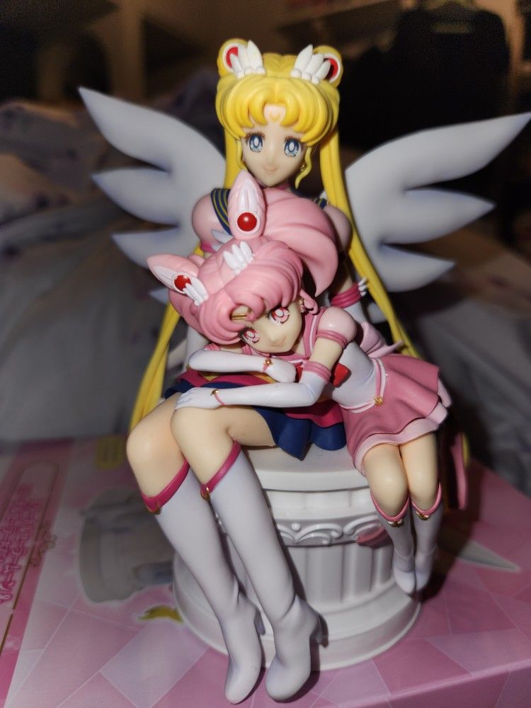 Sailor Moon Statue