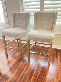Set of 2 high back chairs. Small split in one seam. See all photos for dimensions.