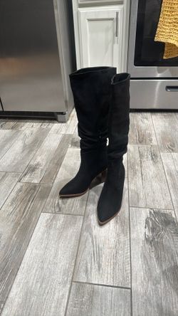 Women’s Slouchy Boots Size 9 1/2