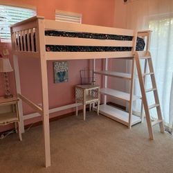 Max and Lily Loft Twin Bed with Shelves