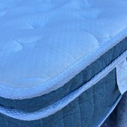 Full mattress