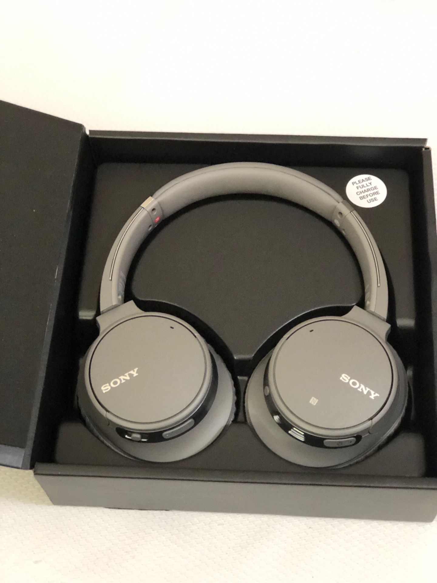 Sony - WH-CH700N Noise Canceling Wireless Over-the-Ear Headphones - Grey
