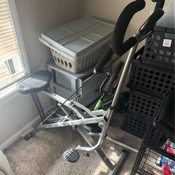 Squat exercise machine