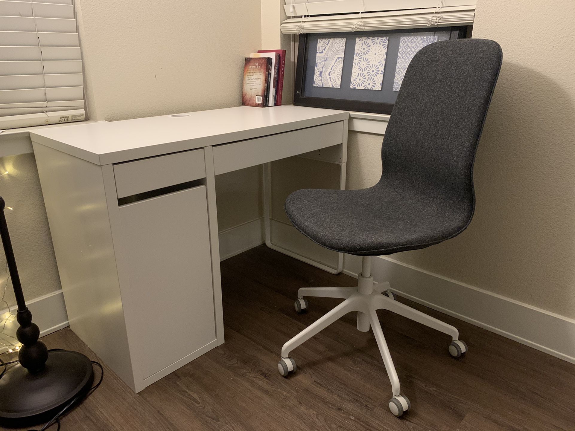 Study Table/Working Desk/Computer desk + Rotating Chair Set 89$