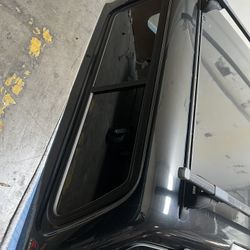 Leer Camper Short Bed Tacoma