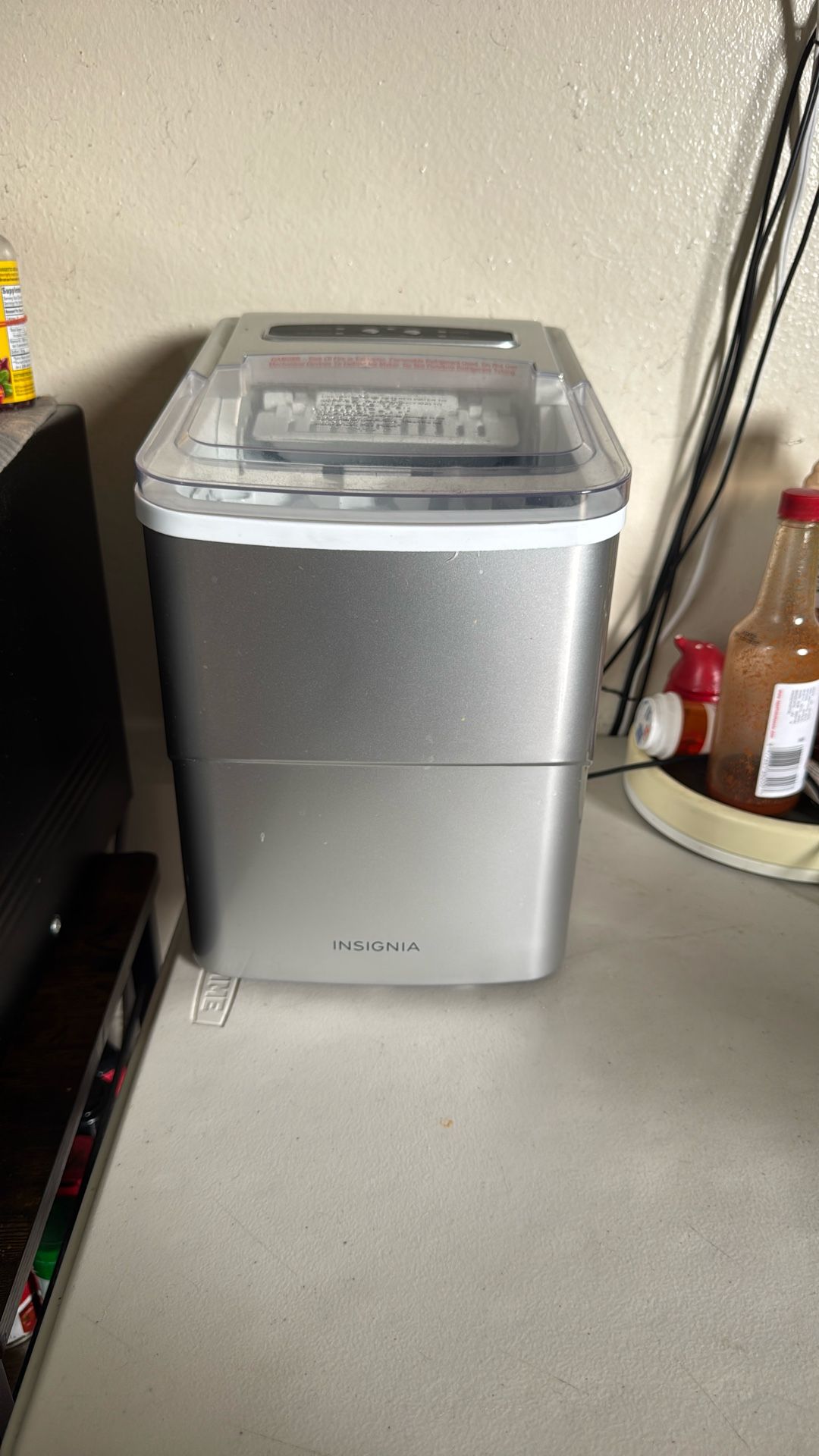 Insignia Counter Too Ice Maker 