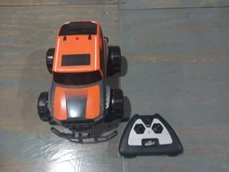 Galaxy Morphibians SUV Remote Control Car